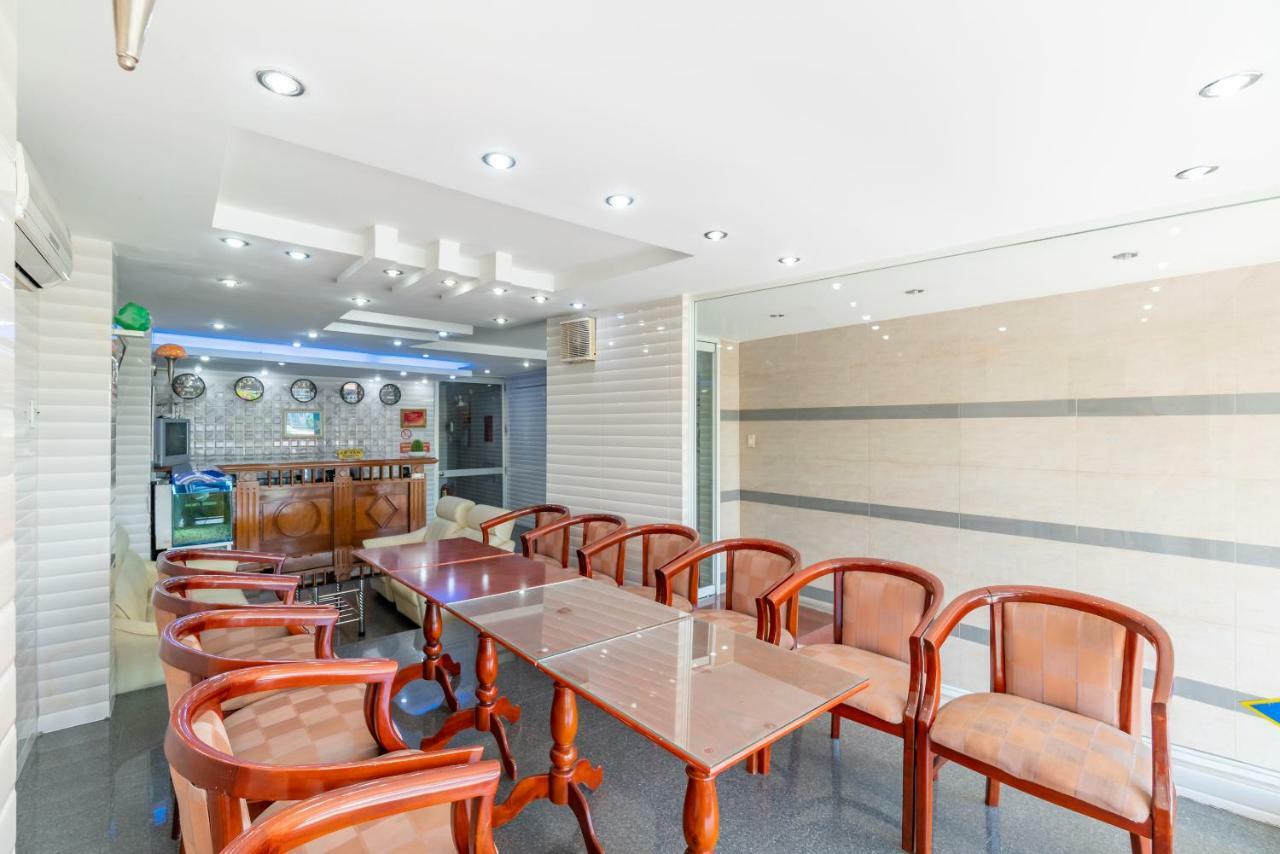 Oyo 242 Thien Thanh Hotel Da Nang Bagian luar foto